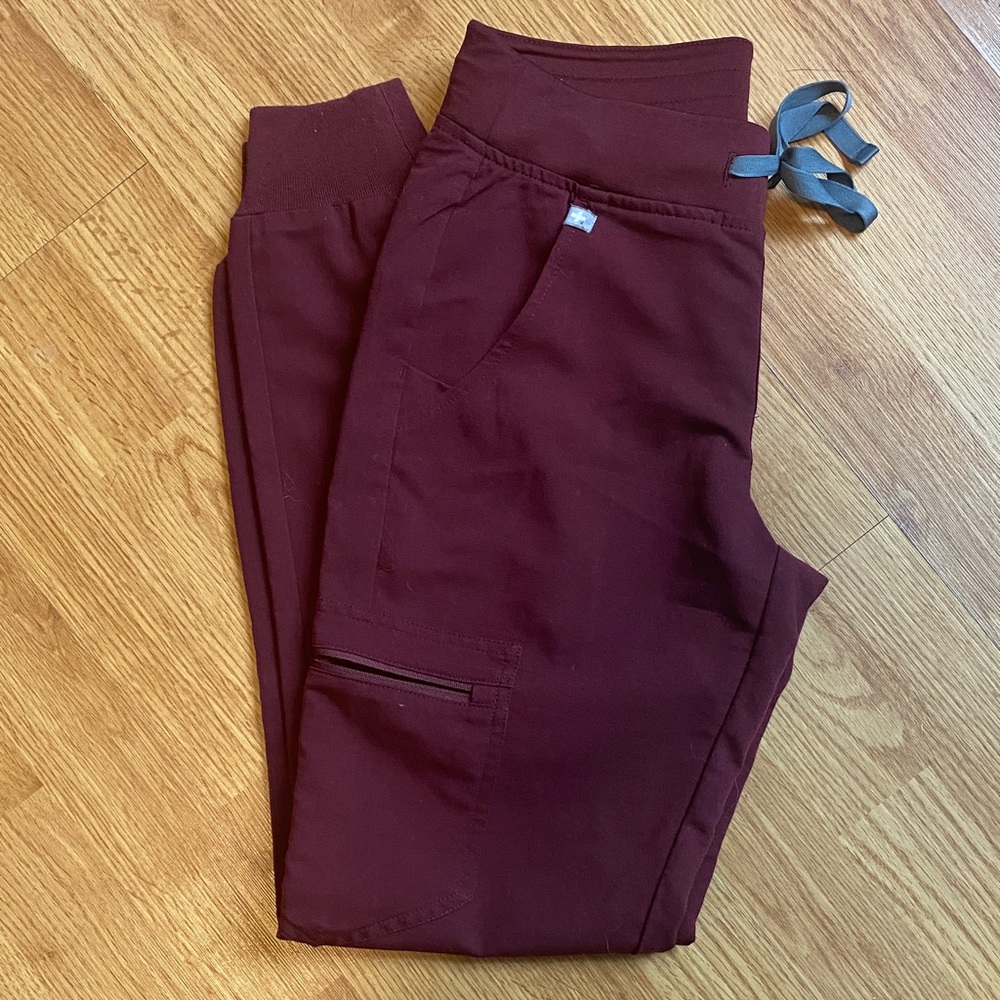 Figs Burgundy joggers